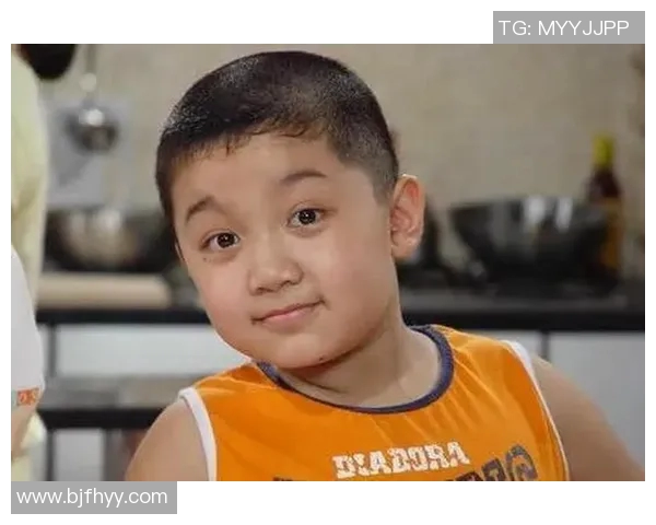 家有儿女足球明星成长记父母的支持与孩子的梦想交织成的精彩人生